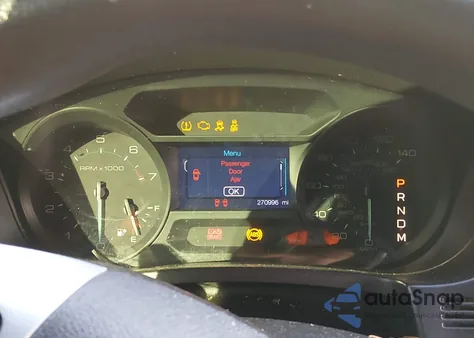 2013 Ford Explorer z USA, uszkodzony, nr VIN 1FM5K8B86DGA57474